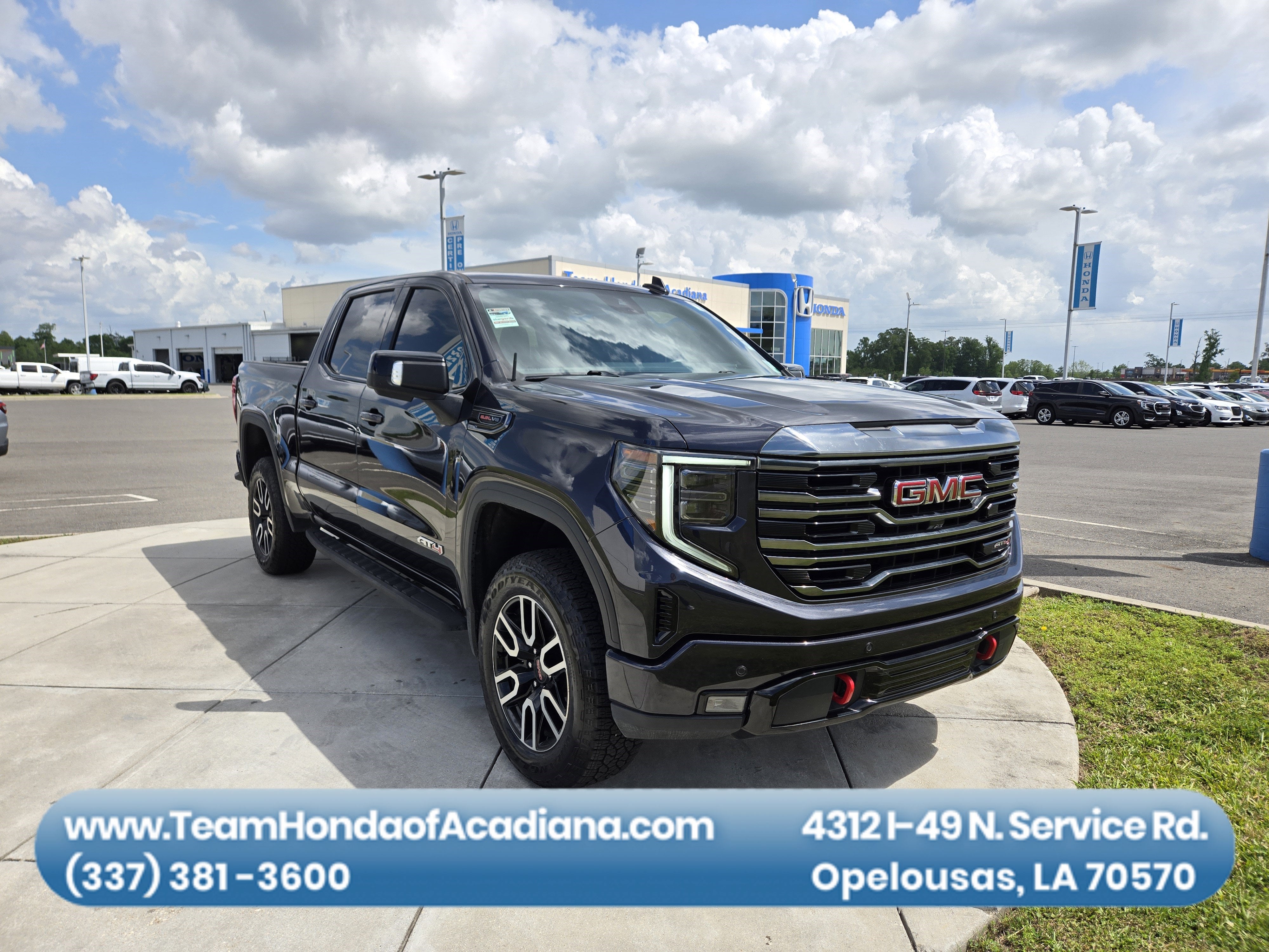 2024 GMC Sierra 1500 — interior view