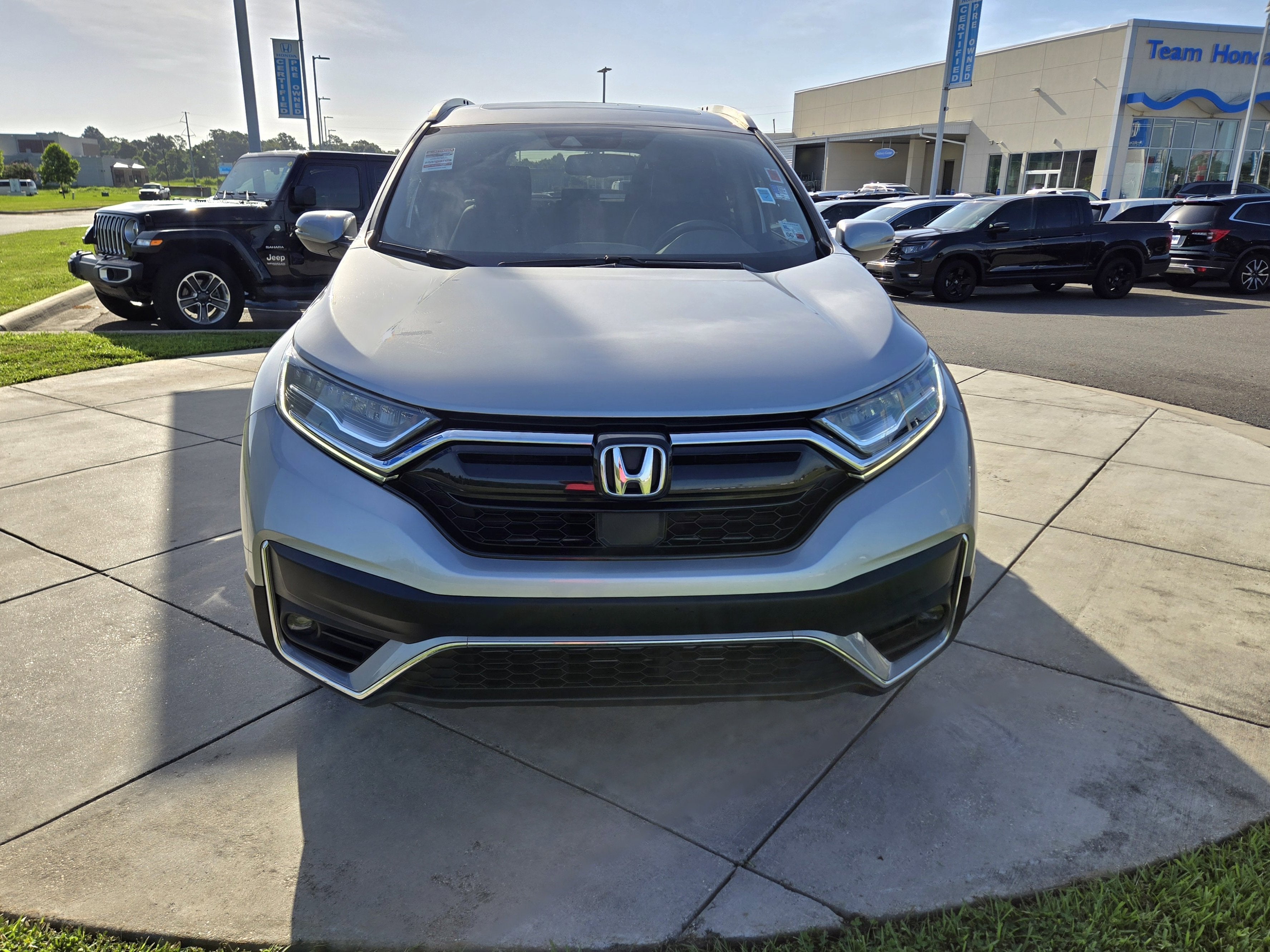 2020 Honda CR-V — rear three-quarter view